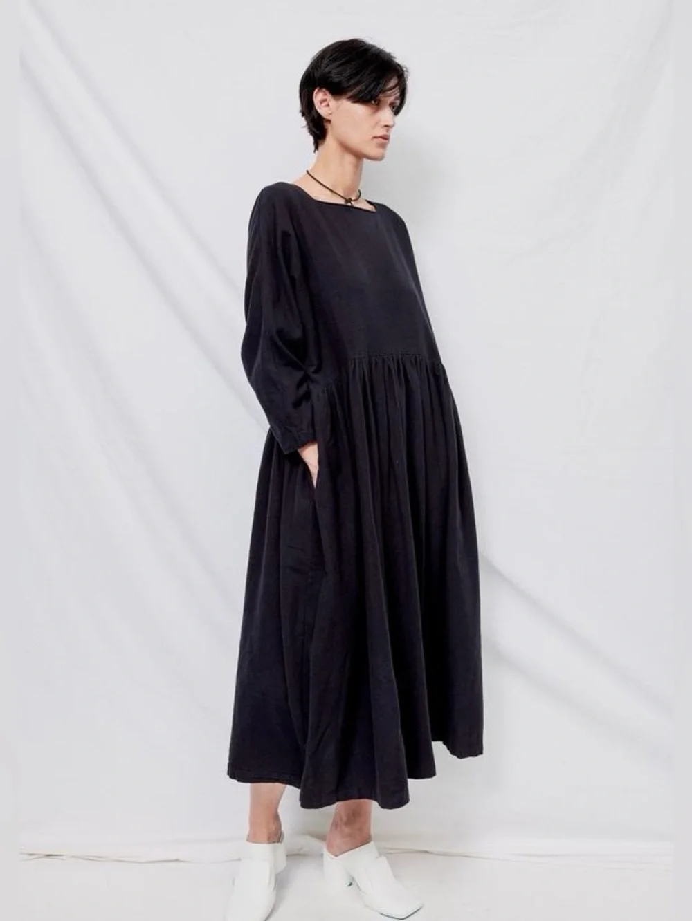 Black Crane cotton flannel tradi dress in black size XS - Picture 9 of 16